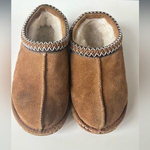 Ugg slippers